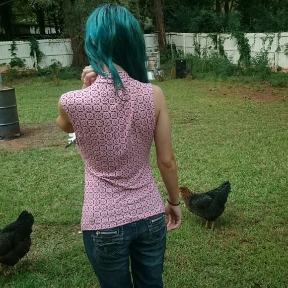 Scrunched Flowerburst Top - Picture 2 of 8